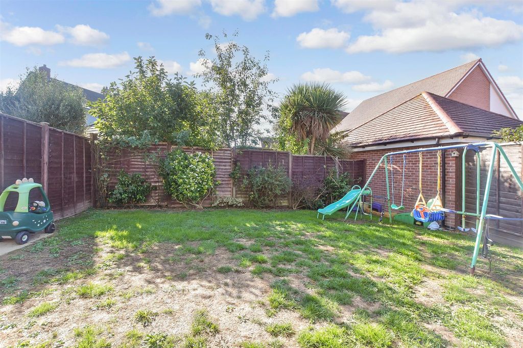 Property photo 2 of 16 Rear Garden