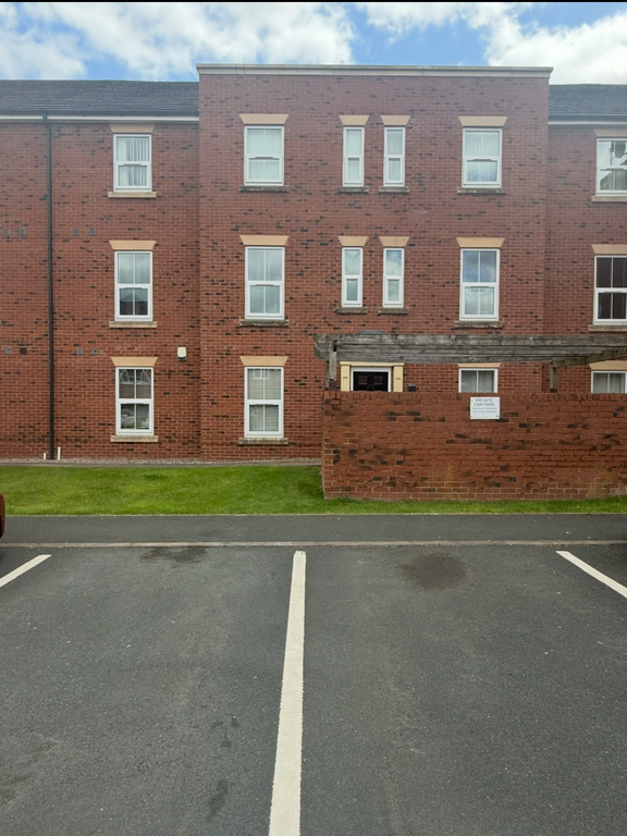 Property photo 1 of 8