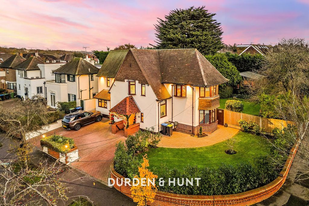 Property photo 1 of 47 Mount-80.1.Jpg