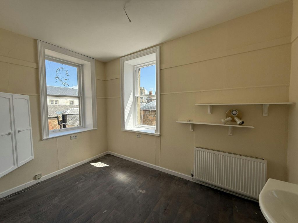 Property photo 2 of 10 Image 2