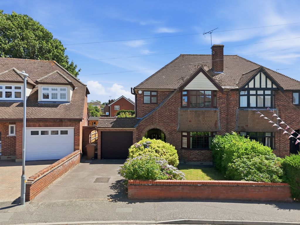 Property photo 1 of 25