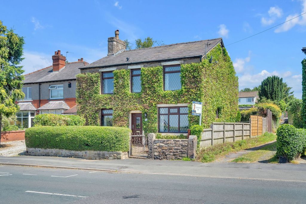 Property photo 1 of 25
