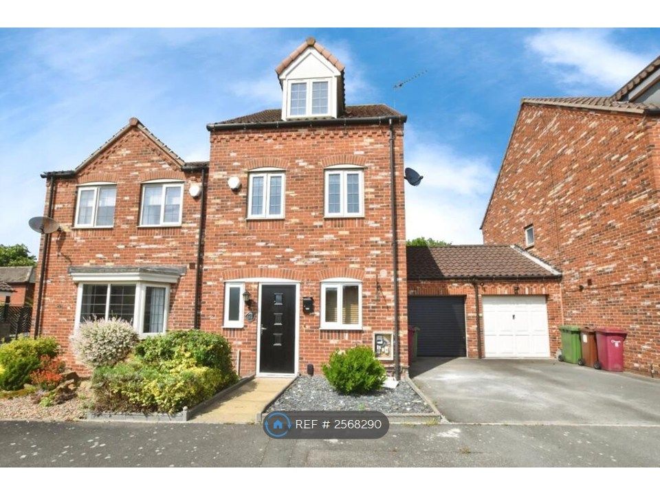 Property photo 1 of 23
