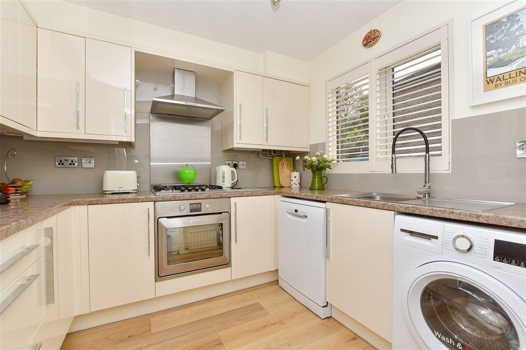 Property photo 2 of 15 Kitchen