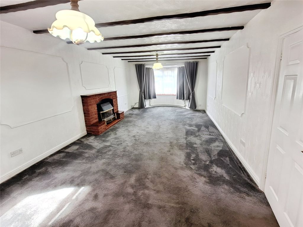 Property photo 2 of 18 Lounge Dining Room