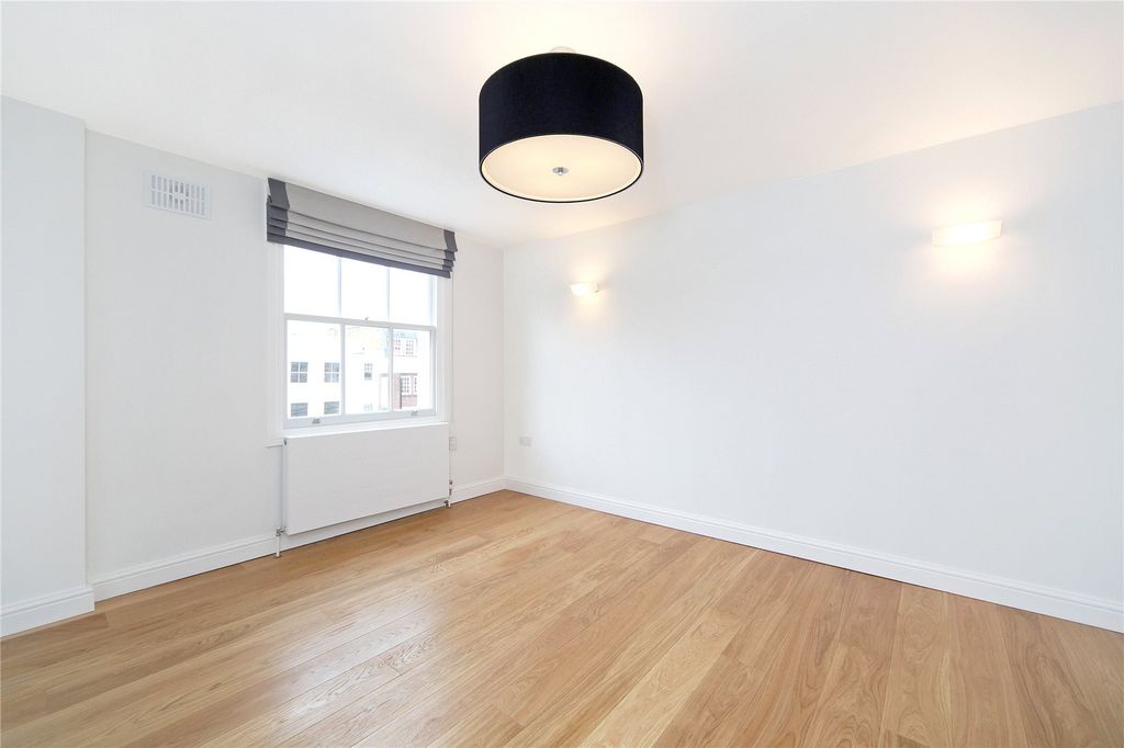 Property photo 3 of 6 Picture No. 09