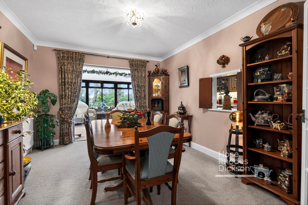 Property photo 3 of 27 Pbox-Img.Jpg