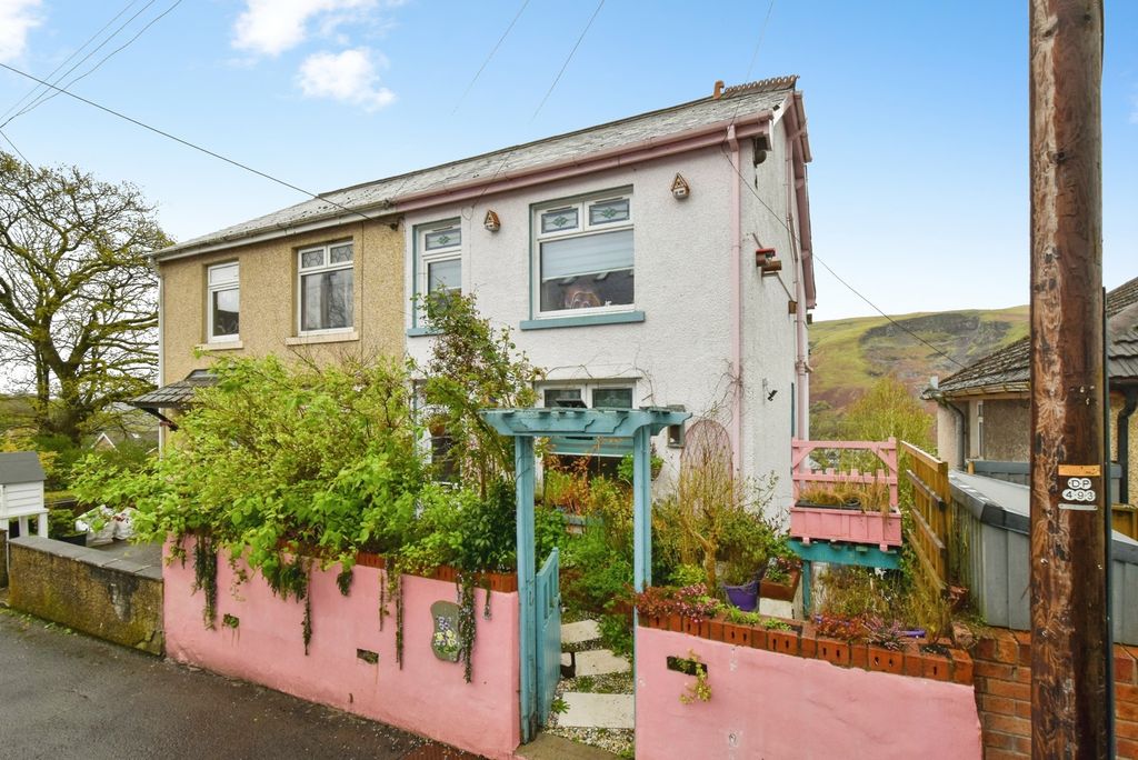 Property photo 1 of 18 Pbox-Img.Jpg