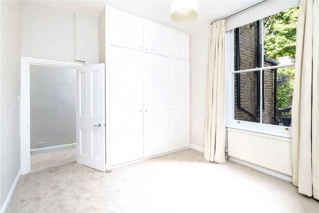 Property photo 3 of 8