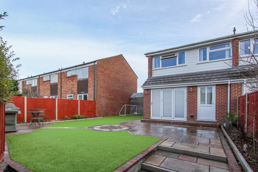 Property photo 2 of 15