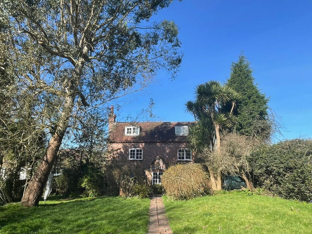 Property photo 1 of 29