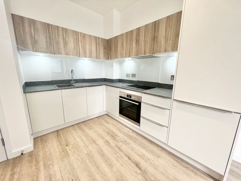 Property photo 3 of 5 Kitchen