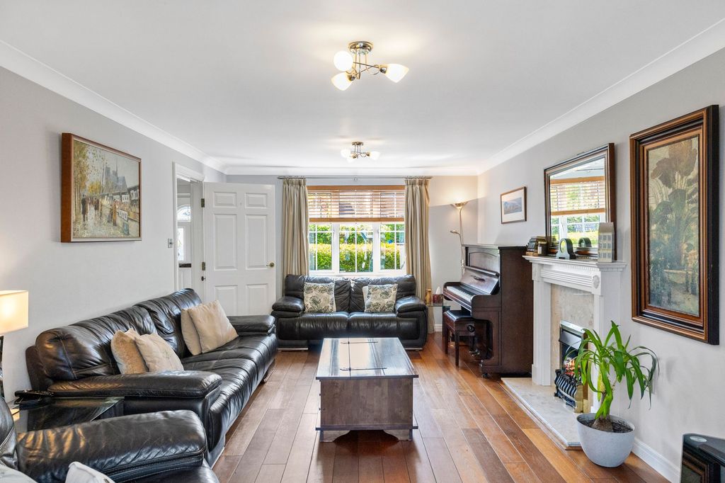 Property photo 3 of 29