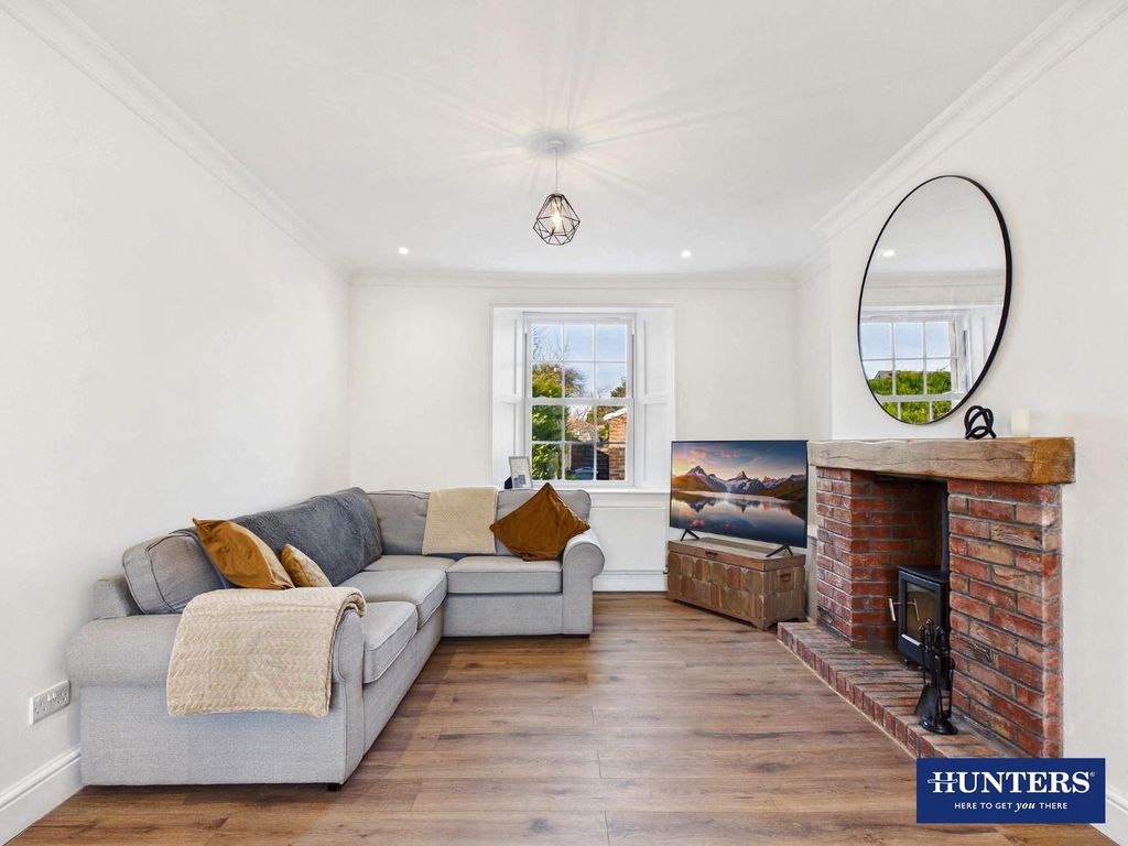 Property photo 2 of 33 Living &amp; Dining Room