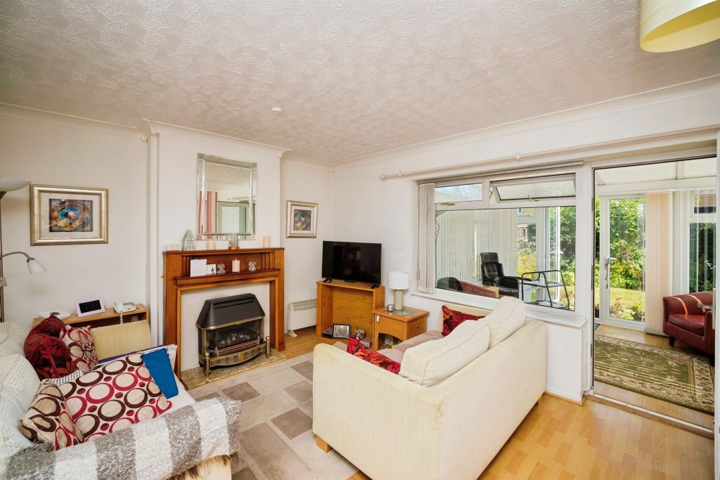 Property photo 2 of 18