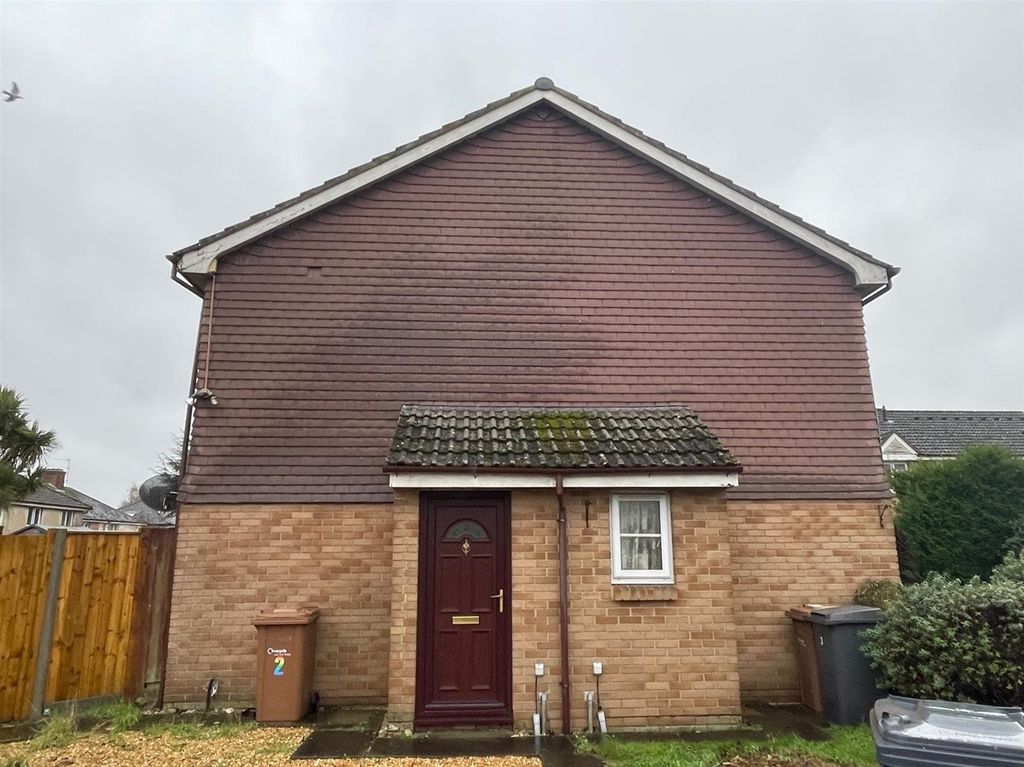 Property photo 1 of 6 Front.Jpg