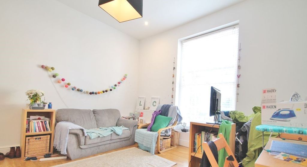 Property photo 3 of 8