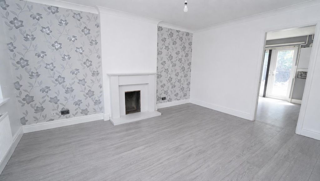 Property photo 2 of 9 33E1d68B-60d2-4A7E-9945-7d85180d9722.Png