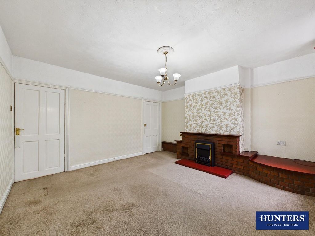 Property photo 3 of 20 Dining Room