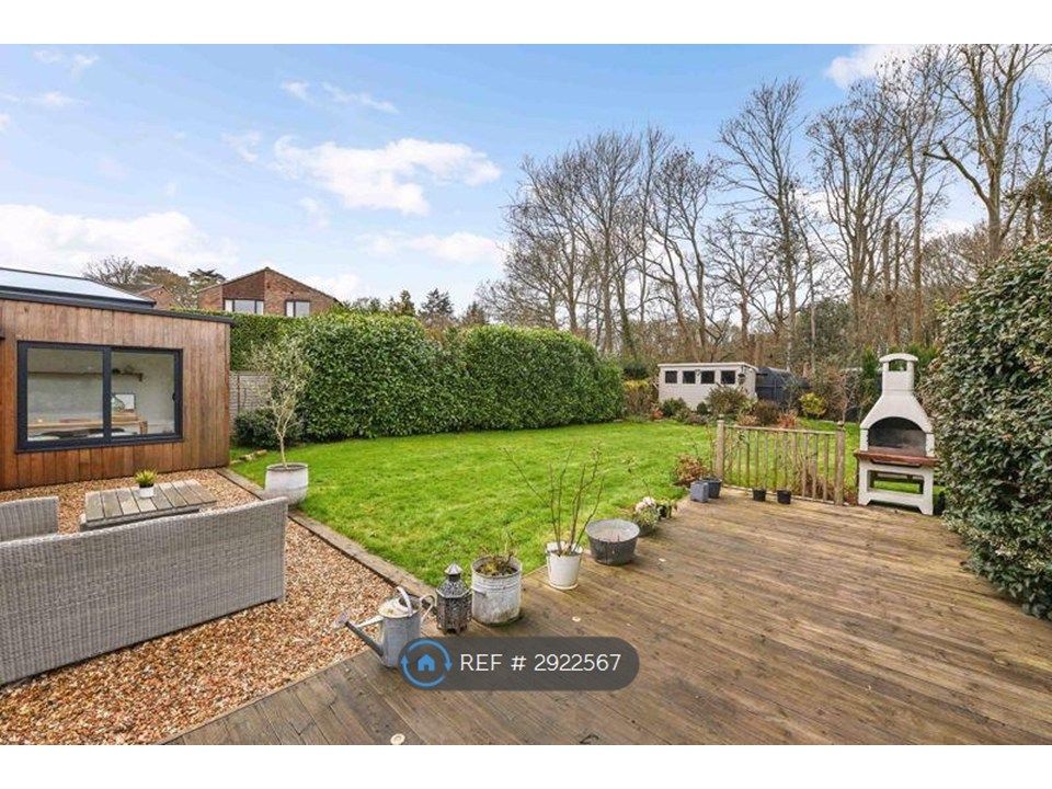 Property photo 3 of 18
