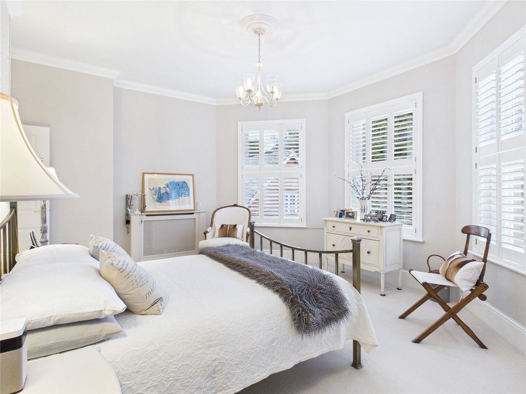 Additional image 7 of 2 bed flat for saleGuildford, Surrey GU1