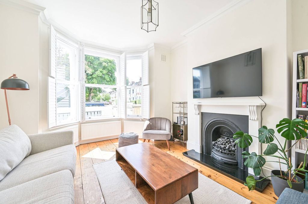 Property photo 1 of 10