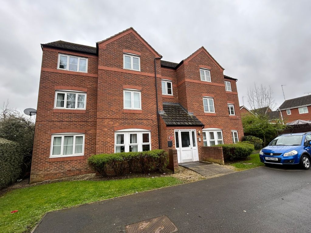 Property photo 1 of 10 Front