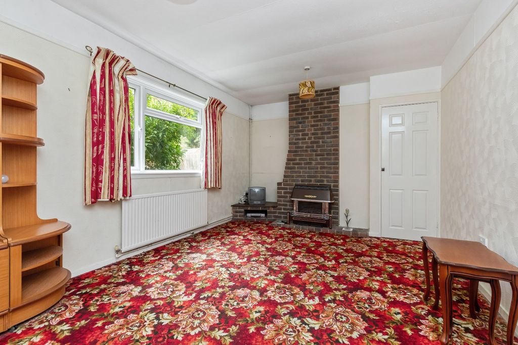 Property photo 2 of 16 5677173