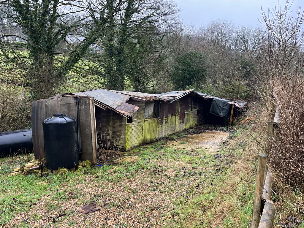 Property photo 2 of 5