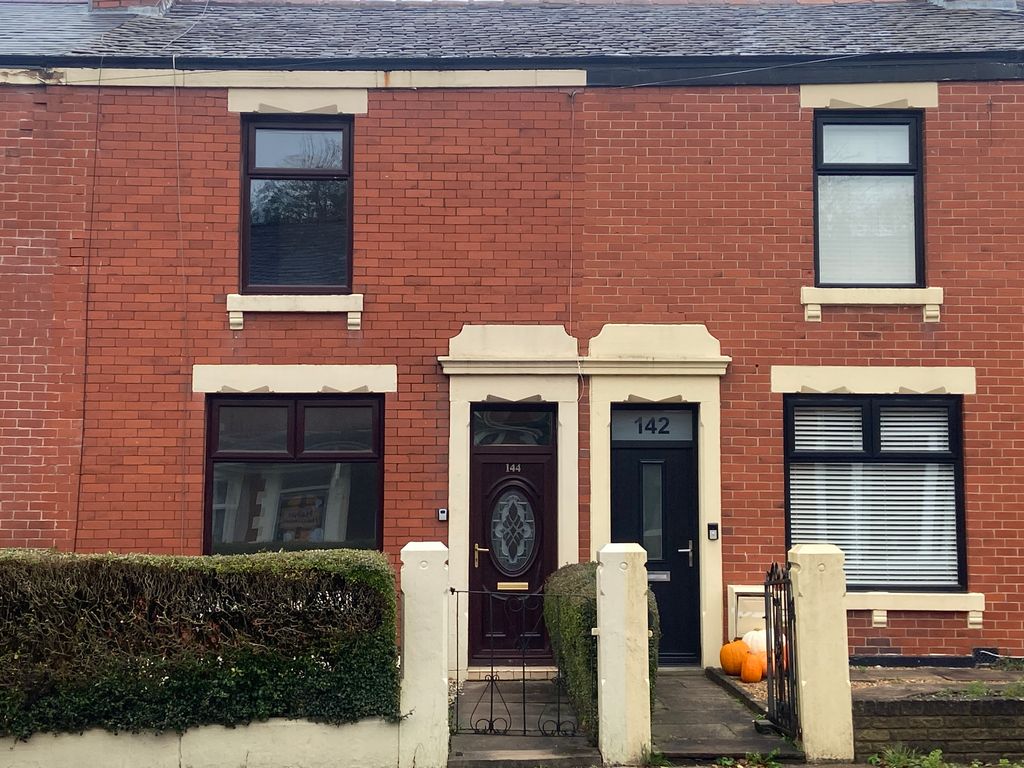 Property photo 1 of 25