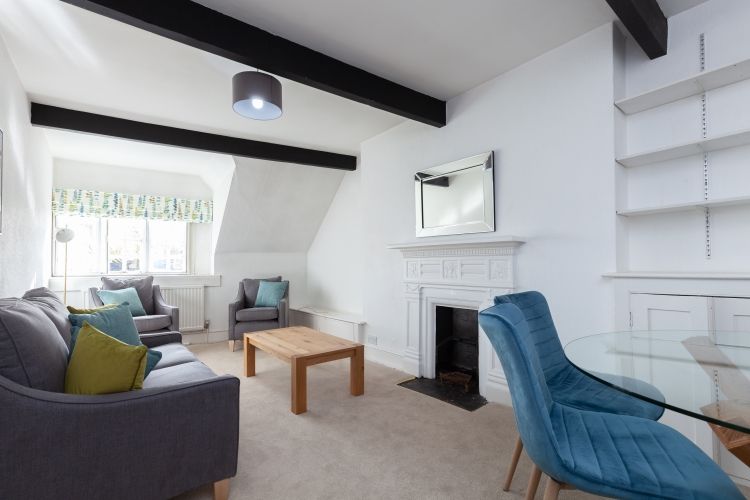 Property photo 2 of 6 208407