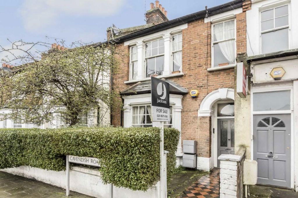 Property photo 1 of 5