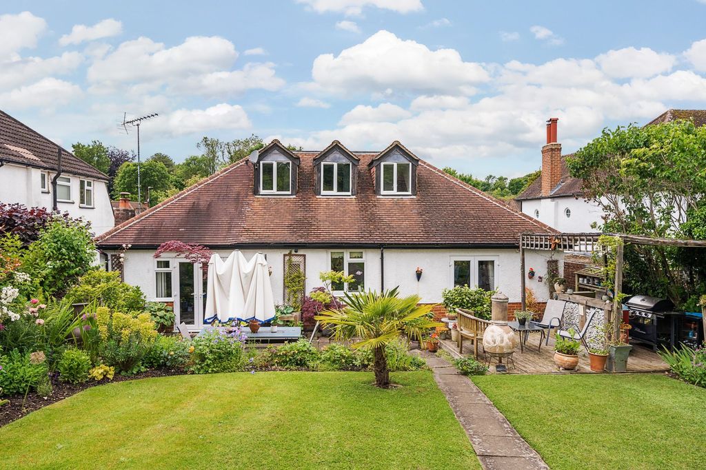 Property photo 3 of 24