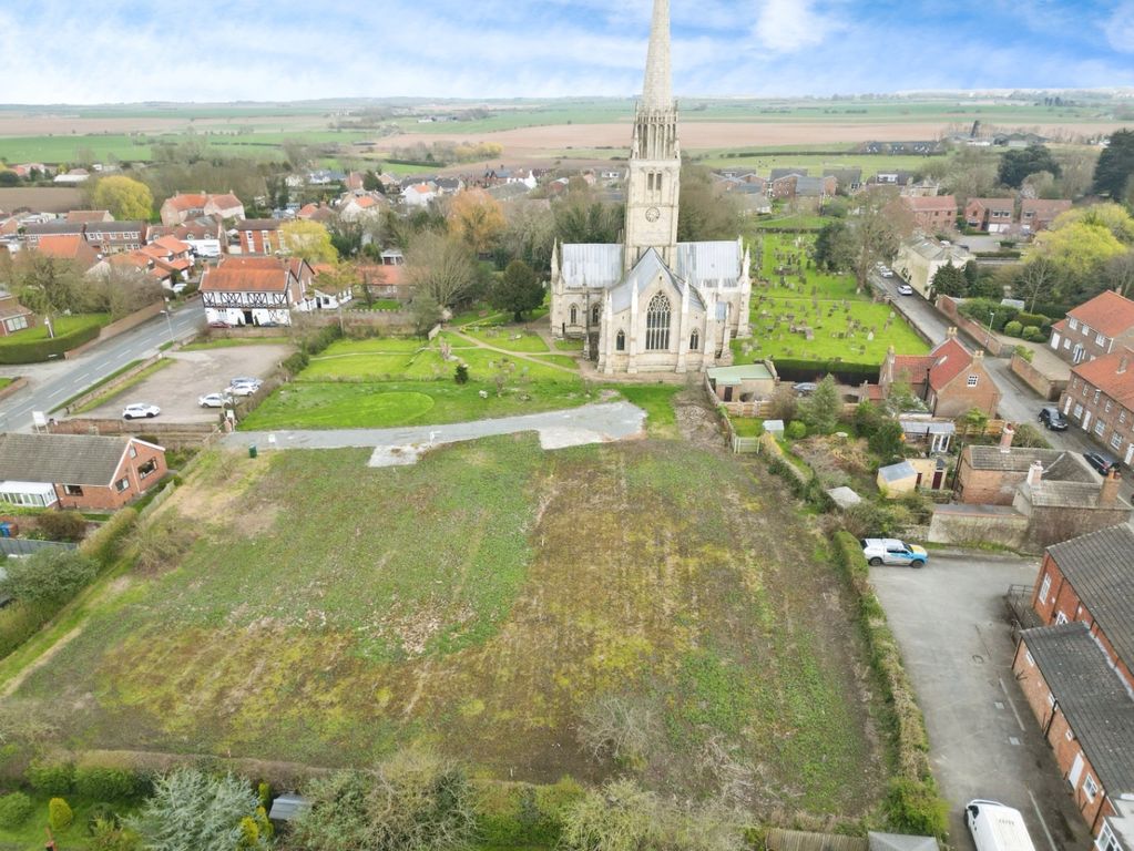 Property photo 2 of 12 4012581