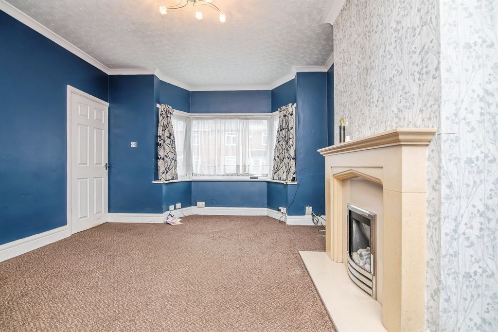 Property photo 3 of 20