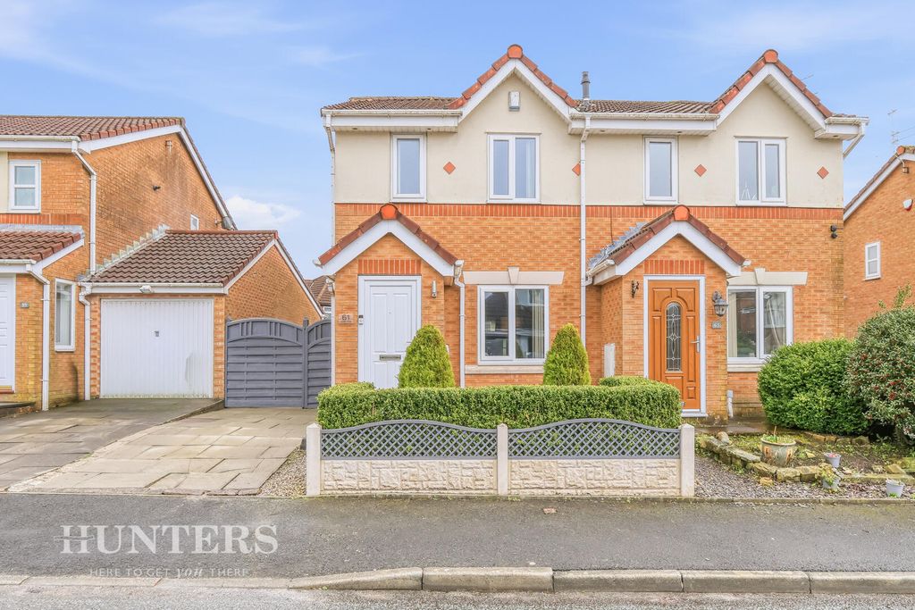 Property photo 1 of 16 Front (Exterior)