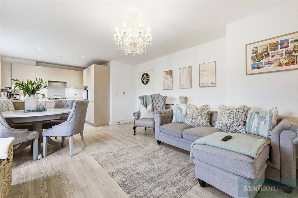 Property photo 3 of 16 Picture No. 31