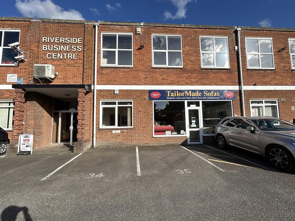 Property photo 2 of 6 Photo 1