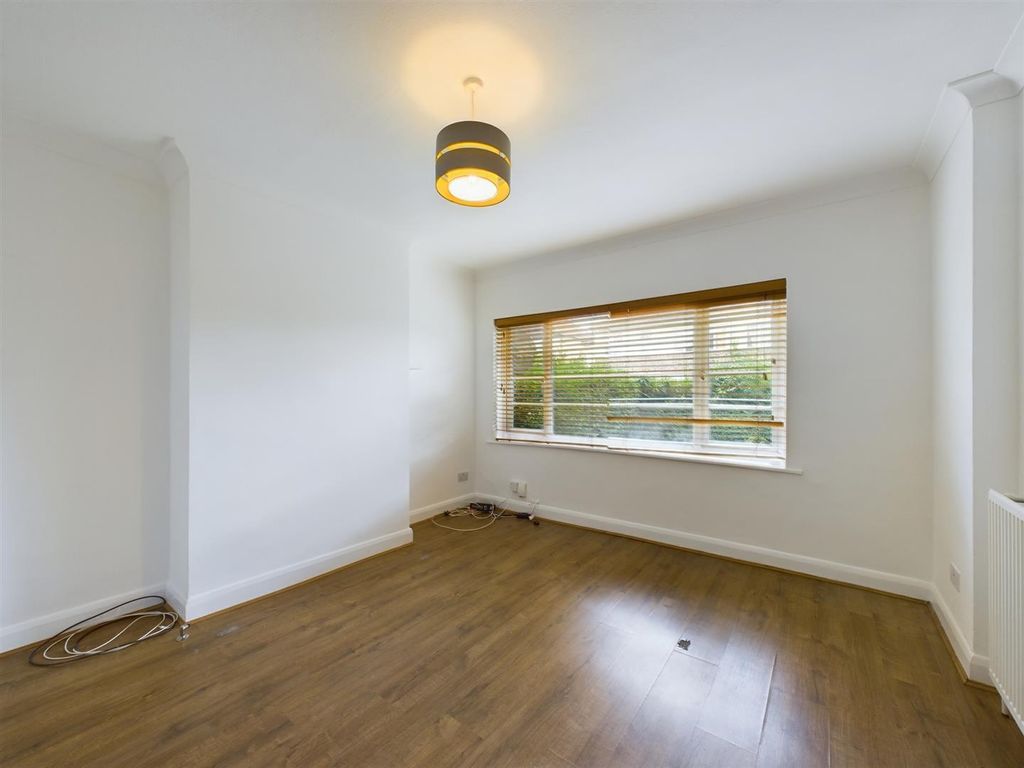 Property photo 1 of 6 Cam02872G0-Pr0037-Still001.Jpg