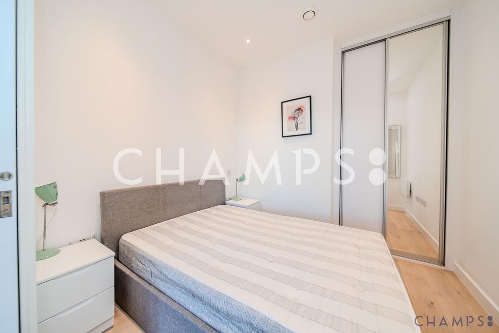 Property photo 2 of 11 Gallery