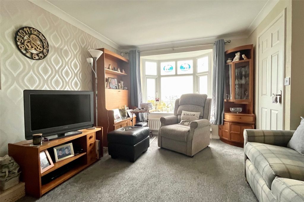 Property photo 3 of 15 Picture No. 07