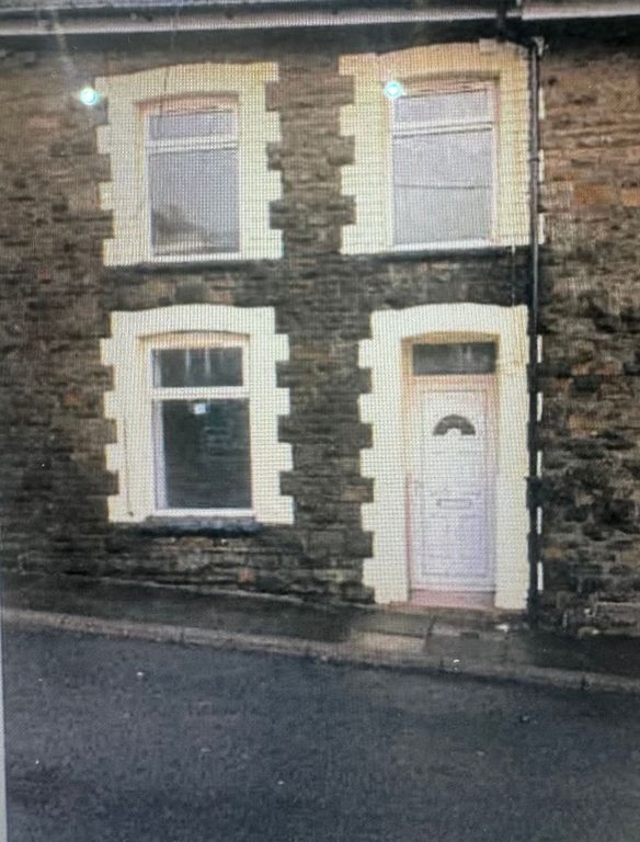 Property photo 1 of 1