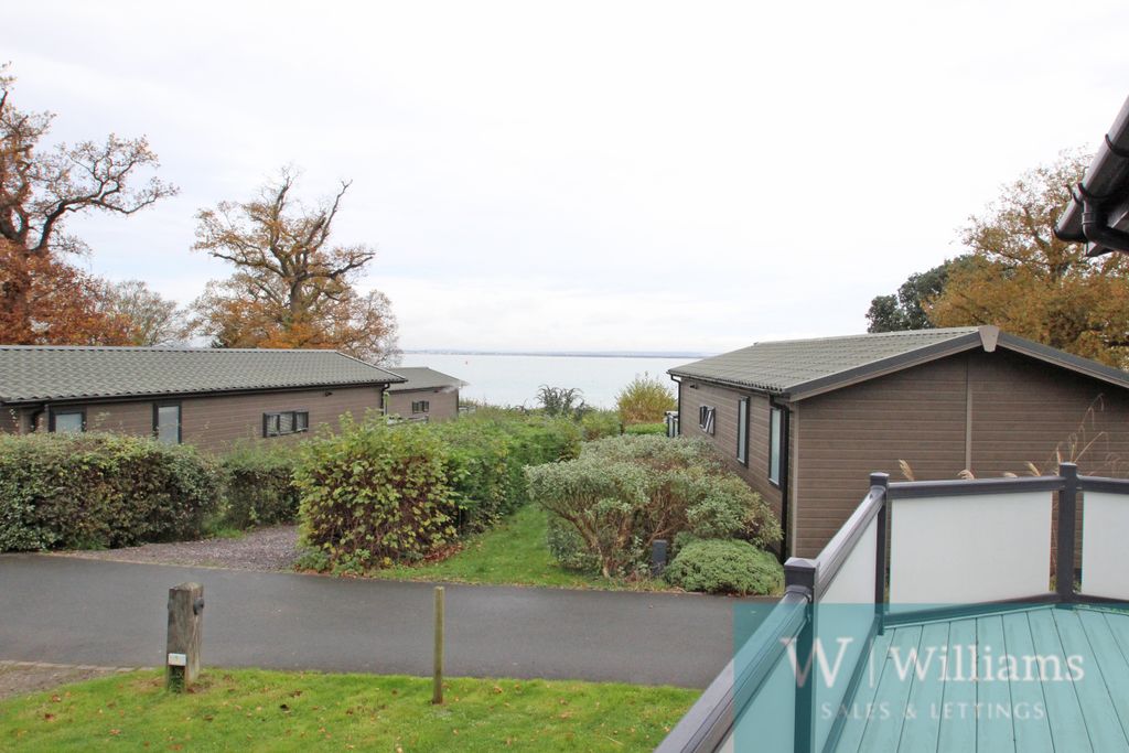 Property photo 2 of 17 Sea Views