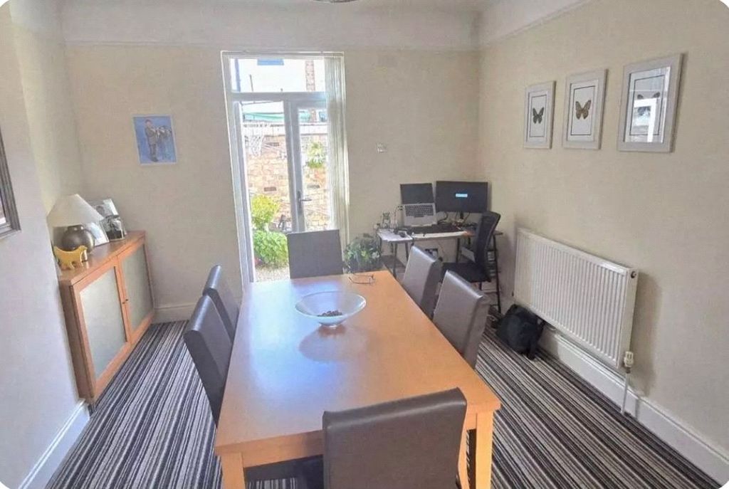 Property photo 3 of 9 Picture No. 05