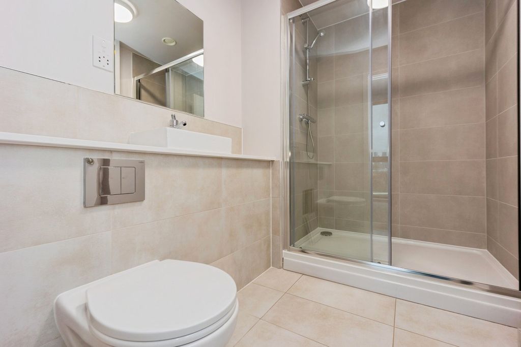 Additional image 7 of 3 bed flat for saleTalbot Road, Stretford, Manchester M16