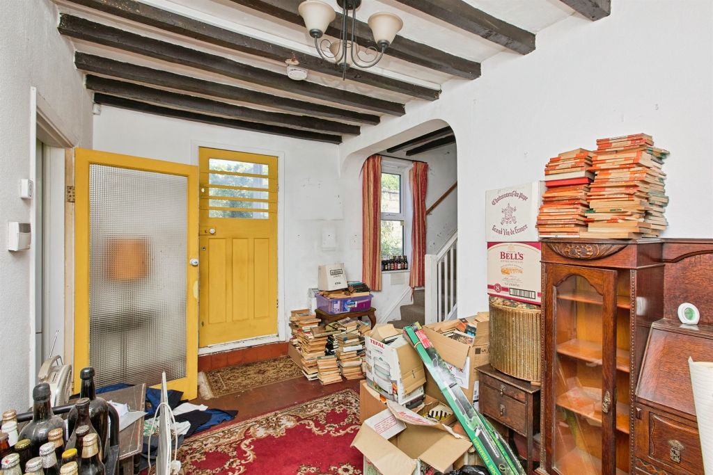 Property photo 3 of 11