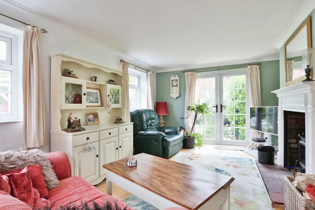 Property photo 3 of 33 3365338