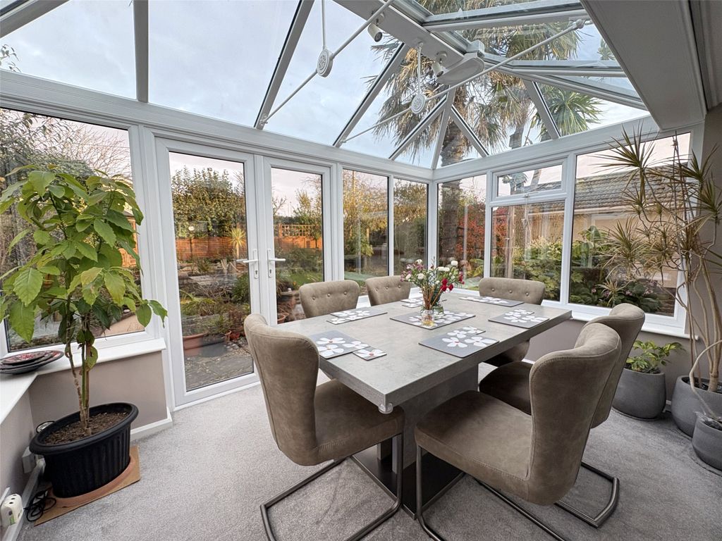 Property photo 2 of 18 Picture No. 38