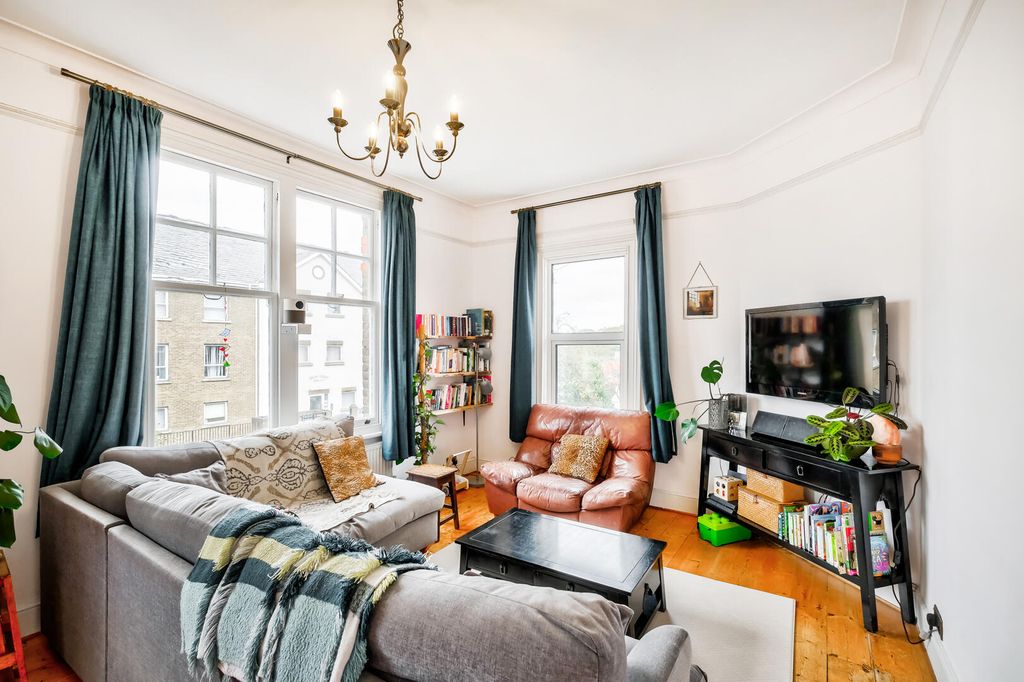 Property photo 2 of 16