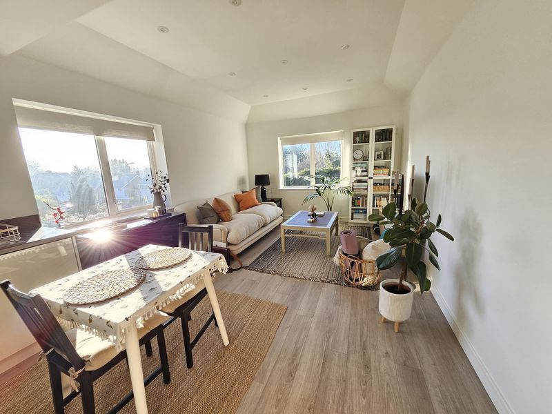 Property photo 2 of 10 Photo 2